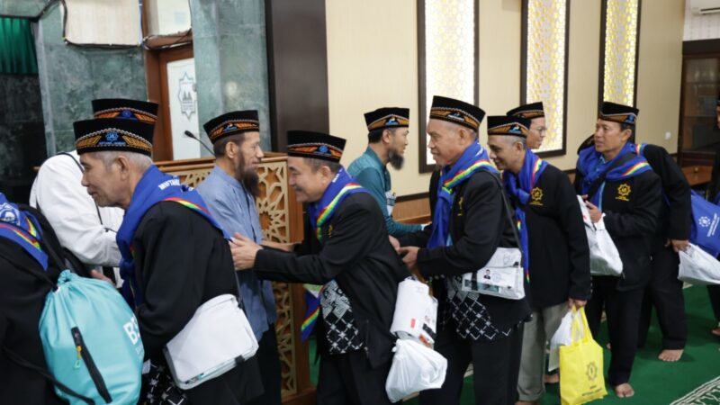 APAKAE!. Suasana Haru Warnai Pelepasan Jamaah Haji BDI RU IV Cilacap