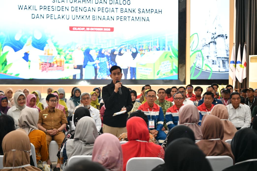 Jaga Lingkungan & Ciptakan Nilai Ekonomi, Wapres RI Apresiasi Peran Ibu-Ibu Pengelola Bank Sampah Binaan Pertamina di Cilacap